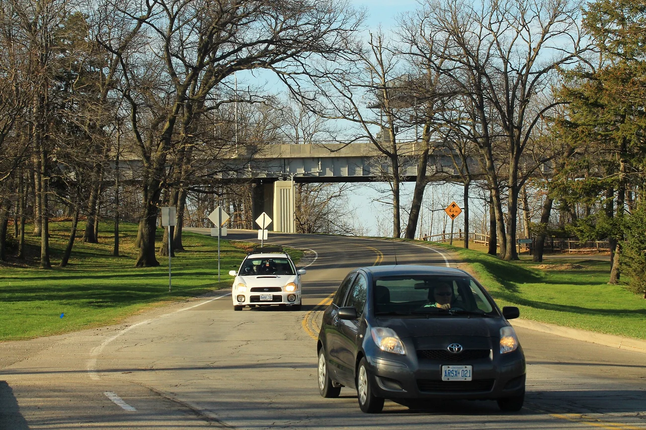 The Niagara day from Leaside