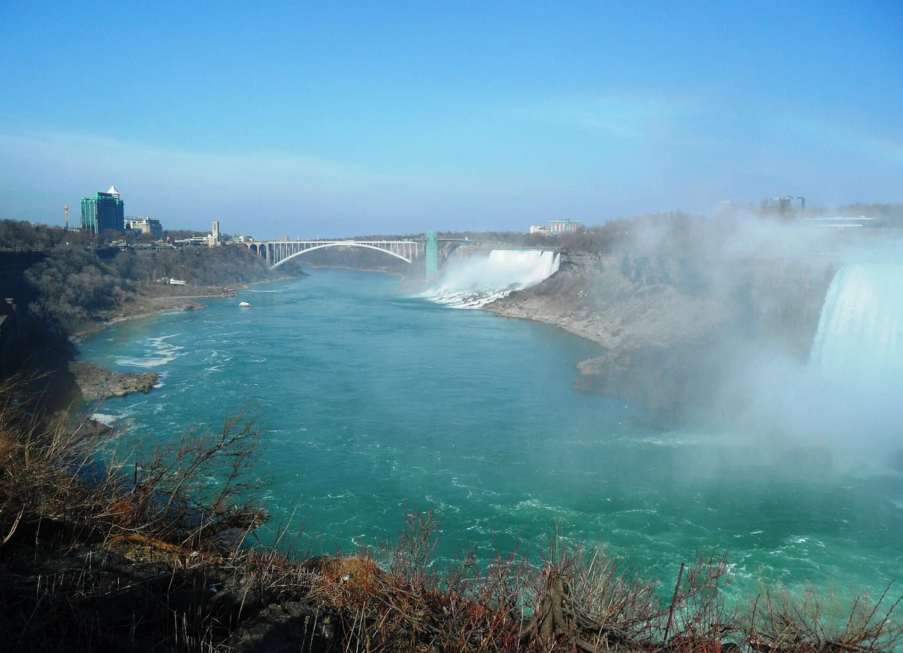 The Niagara day from Rosedale